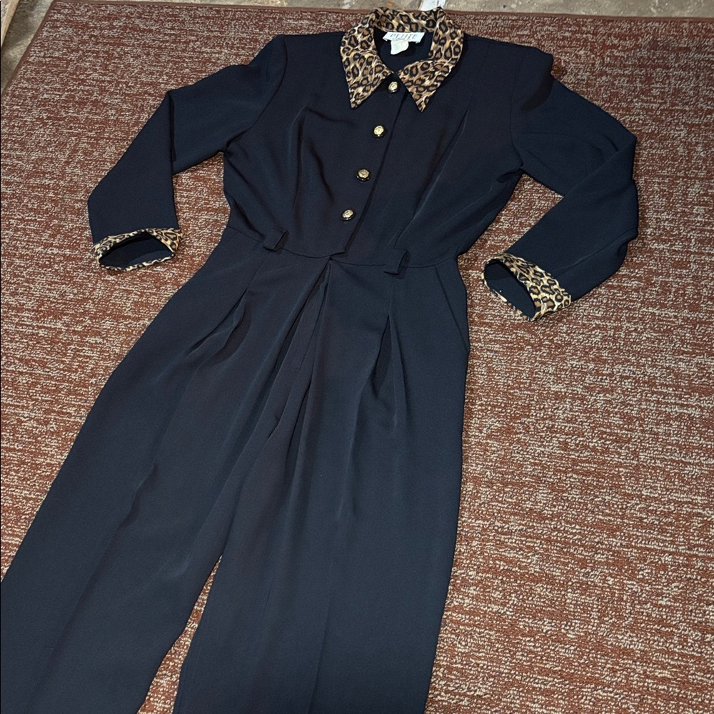 Petite sophisticate jumpsuit navy blue leopard trim‎ vintage one piece